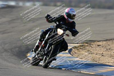 media/Jan-09-2022-SoCal Trackdays (Sun) [[2b1fec8404]]/Turns 9 and 8 (920am)/